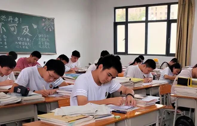 湖南省2023年复读生数量（全国2023年高考复读生或将突破200万）