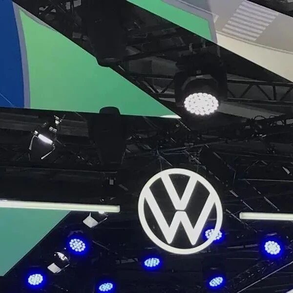 大众汽车两大电动车工厂宣布停产！