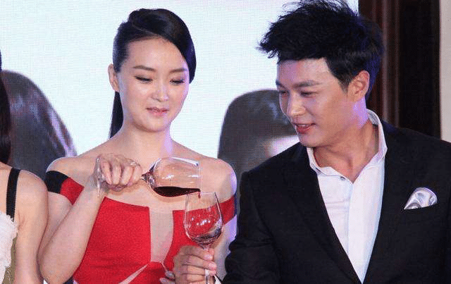 “晴格格”嫁入豪门太惨？儿子曾骂她是猪头，看清老公长相后一言难尽