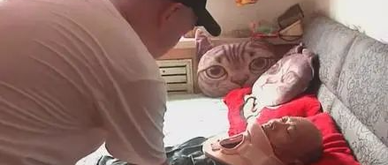 高空坠猫砸晕老人，猫主人：猫坠楼的时候我不在，不关我的事！