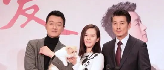 他娶大6岁老婆，结婚10年不离不弃，如今演“霸道总裁”迷倒一片