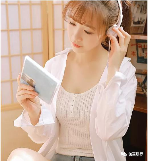 伽巫塔罗：这些星座的女生，可以说是既有事业又顾家，很是完美！