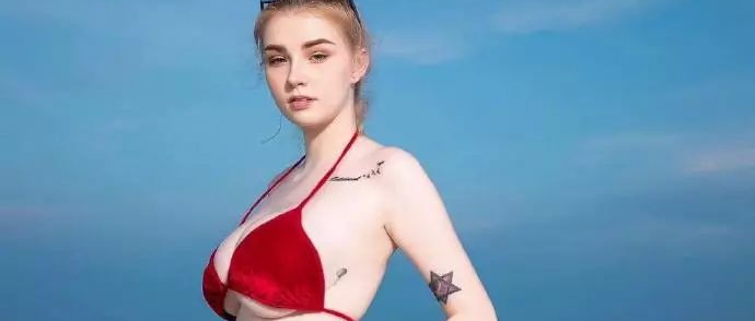 颜值堪比刘亦菲，身材比柳岩还火辣，这人间尤物谁受得住……