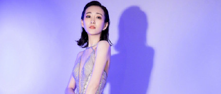 王鸥宋茜深V仙女裙PK 一个冷艳 一个清纯