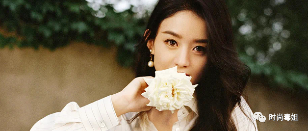 赵丽颖时尚大片，化浓妆后变成“港风”，天生一张电影脸