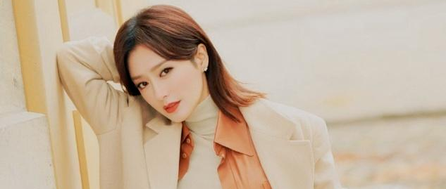 秦岚：时髦又很有女人味的女神