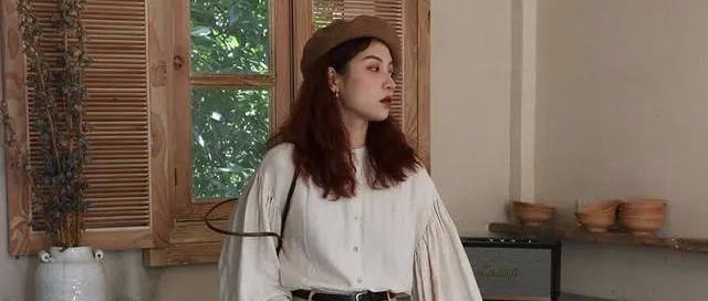 适合中年女人的4套秋季搭配，简洁又大气，不会搭配的可以照着穿