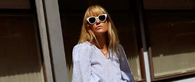 40岁的女人，夏季出游怎么穿？这5组穿搭给你参考，清爽又好看