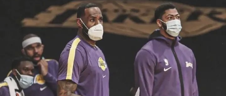 23+18+11！詹皇浓眉养生又如何？湖人新三少带队击溃太阳