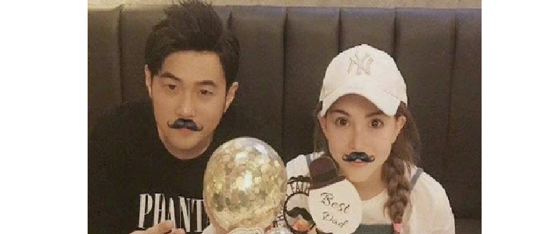 原来周杰伦是宠妻狂魔，晒出老婆照片，配文最美的风景