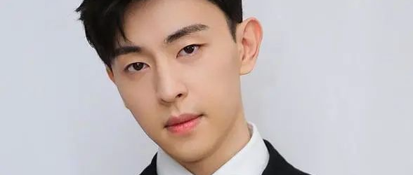 邓伦偷逃税被全网封杀，21个代言全部解约，恐将面临高额赔偿