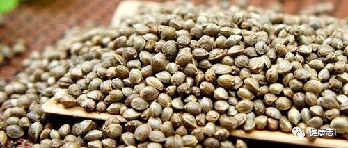 1个食疗方，开水里放1物，血管干净、高血脂降了