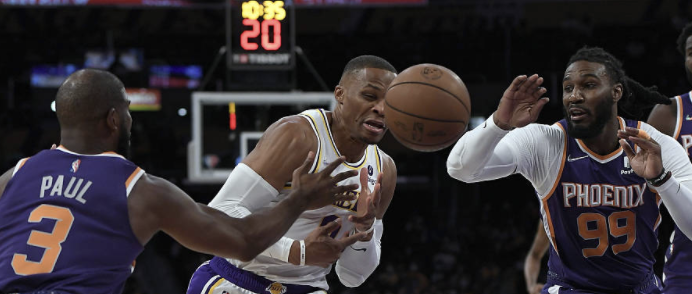 詹姆斯！这会是你18年之后，最“难”的一年？