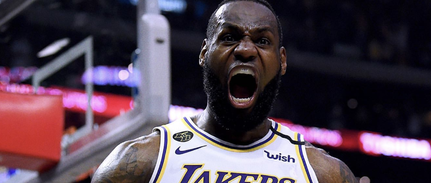 提前续约只是为了钱？詹姆斯的长远眼光，是普通人永远难以企及的