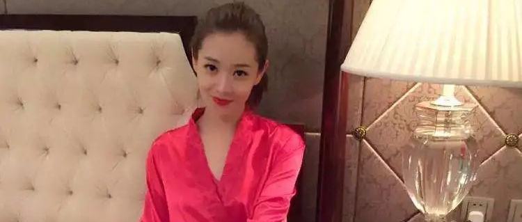 她是张嘉译的“御用媳妇”，合作多次一直不火，却被张国立相中一炮而红！
