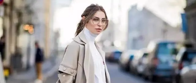 豆腐裤”也太好穿了吧！学会这些挑选和穿搭法则，时髦又个性