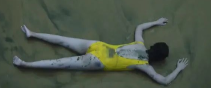 朋友圈刷爆的《隐秘的角落》，再也无法直视这首恐怖童谣了