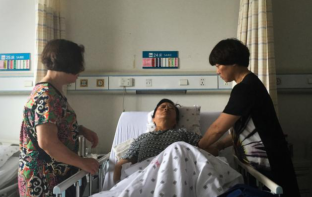 50岁老王，检查出肝癌，医生：2种家常菜是''祸根''