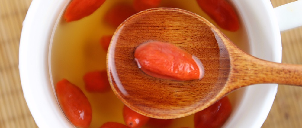 肝癌的“克星”原来是这8杯水，天天喝一点，一辈子远离肝癌！