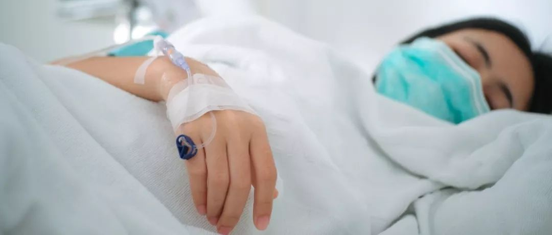 每天放屁数十次，27岁姑娘确诊肠癌晚期！四个迹象，千万别大意