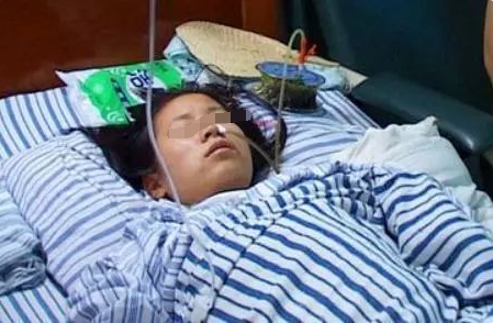 26岁女子查出宫颈癌，主任：身体有这4种情况，就要赶紧去筛查