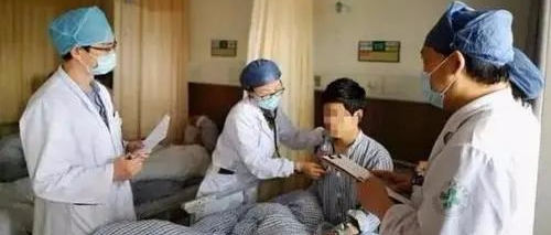 22岁年轻妈妈查出胃癌晚期，医生：胃癌早期有3个提示，可惜她错过了