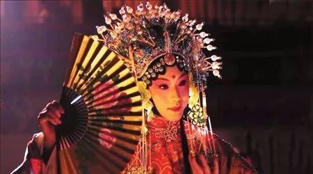 李玉刚又来了!一曲《刚好遇见你》实在是太好听了!现场一片欢呼