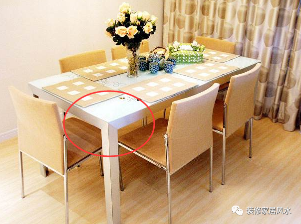 家里餐桌万万别买这种，有钱人从不买，小心发不了财