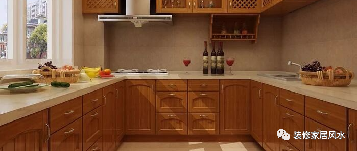 厨房对一物，财气难聚，易破财，家人不和睦！