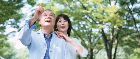 饭后一个小动作！排出体内毒素！