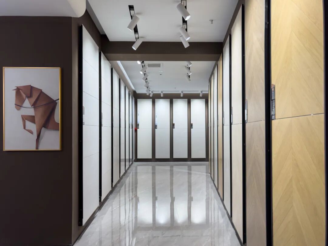 终端风采 | 强辉邢台旗舰店，现代质感空间中，开启一场与自然的对话(图11)