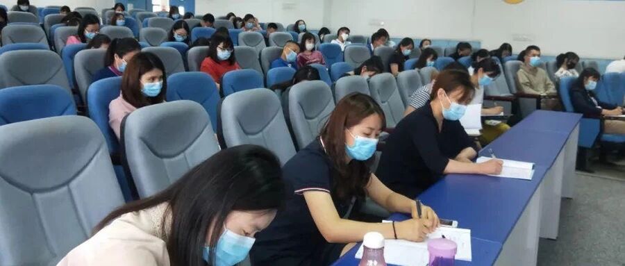 考家庭教育指导师，轻松月入两万!