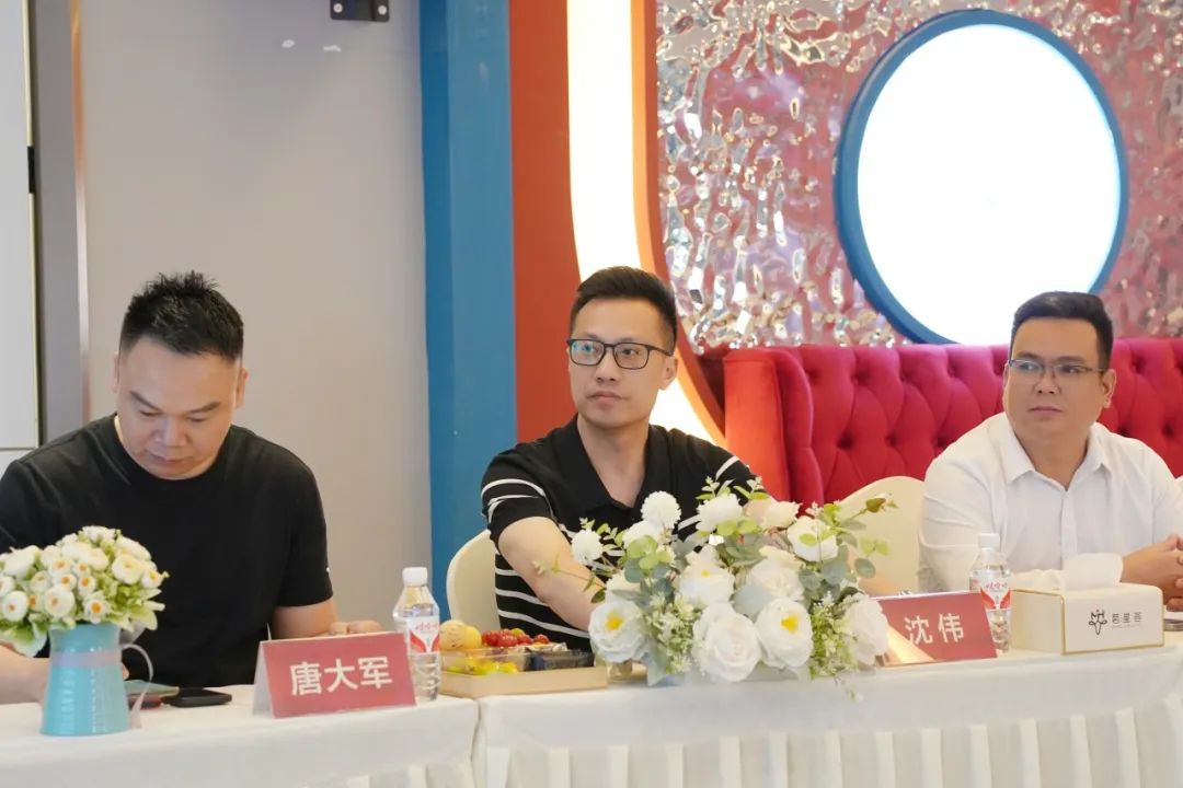 湖南省商务服务中心二级巡视员邹和阳一行到访商会和商会成员企业