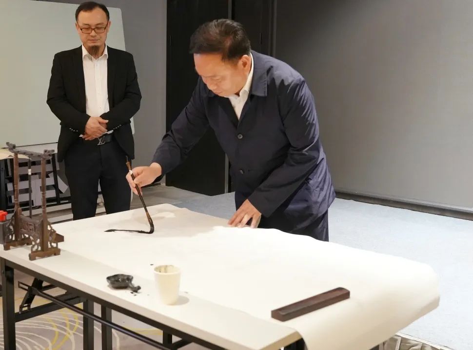 湖南省商务服务中心二级巡视员邹和阳一行到访商会和商会成员企业