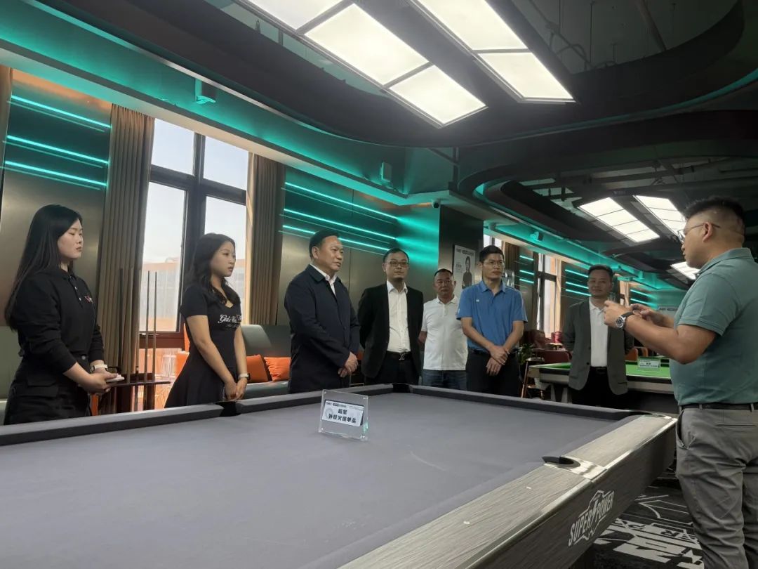 湖南省商务服务中心二级巡视员邹和阳一行到访商会和商会成员企业