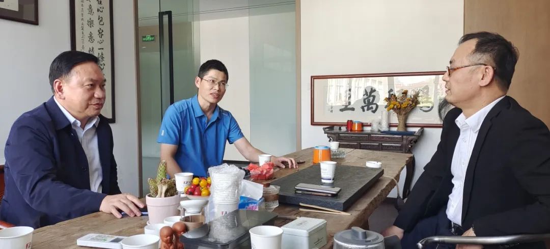 湖南省商务服务中心二级巡视员邹和阳一行到访商会和商会成员企业
