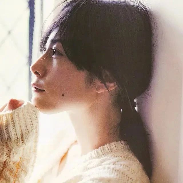 奇迹的48岁!总被忽略的演技派?她如今美貌依旧,惊艳了所有人…