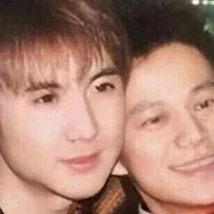 18岁雷佳音我忍了,18岁鹿晗也忍了,看到18岁的黄渤忍不住了!