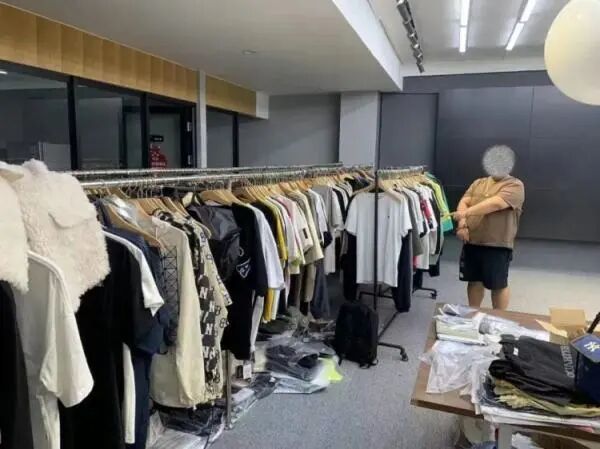 涉案超千万！贵溪警方侦破一起直播售假大案，抓获3人