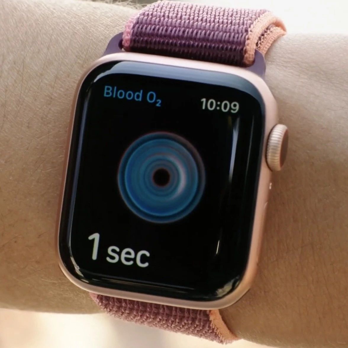 Apple Watch血糖检测即将推出，糖尿病免扎针也能测数据