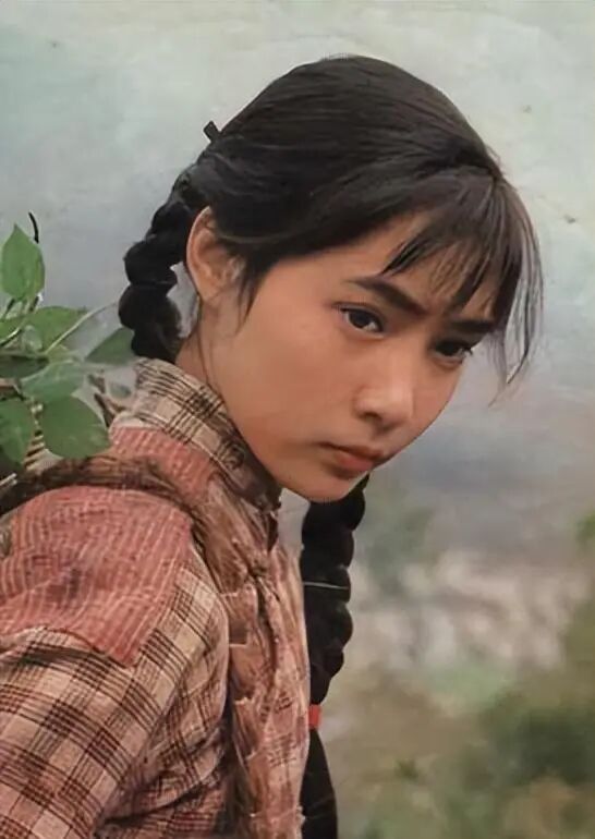 沈丹萍:我这辈子正确的决定,就是为外国丈夫生了两个女儿