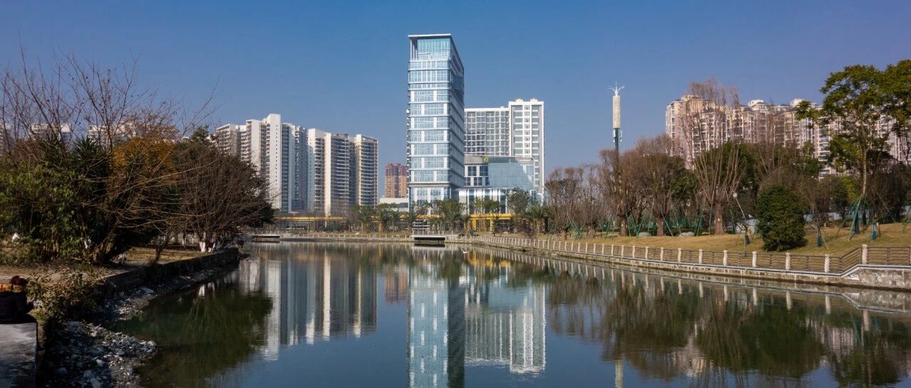 坚持党的绝对领导，永葆忠诚纯洁可靠本色！范锐平为全市政法队伍作专题党课