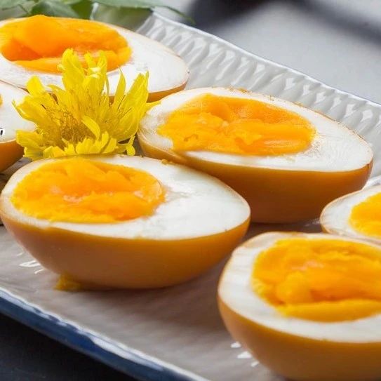 鸡蛋是“最接近完美”的食物，如果每天吃3个～5个会啥样？专家回复来了……