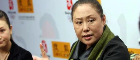 3婚2离遭家暴，儿子入狱反目成仇，71岁斯琴高娃现状令人唏嘘