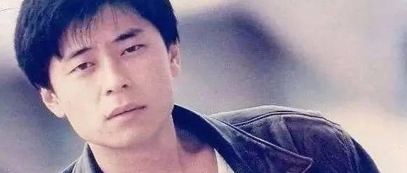 被毒哑的歌坛“浪子”王杰：当时爬得有多高，如今跌得就有多疼