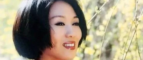 “黄梅戏金嗓子”吴琼和小15岁的老公：那个草率决定让她痛悔一生