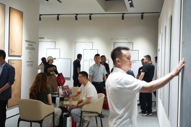 “悅己經濟”席卷高安陶博會，揭開這三大瓷磚品牌的掘金商機(圖14)
